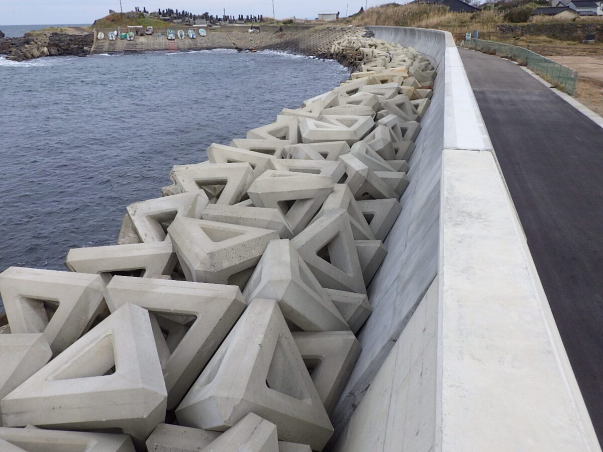 写真：海岸防災対策工事