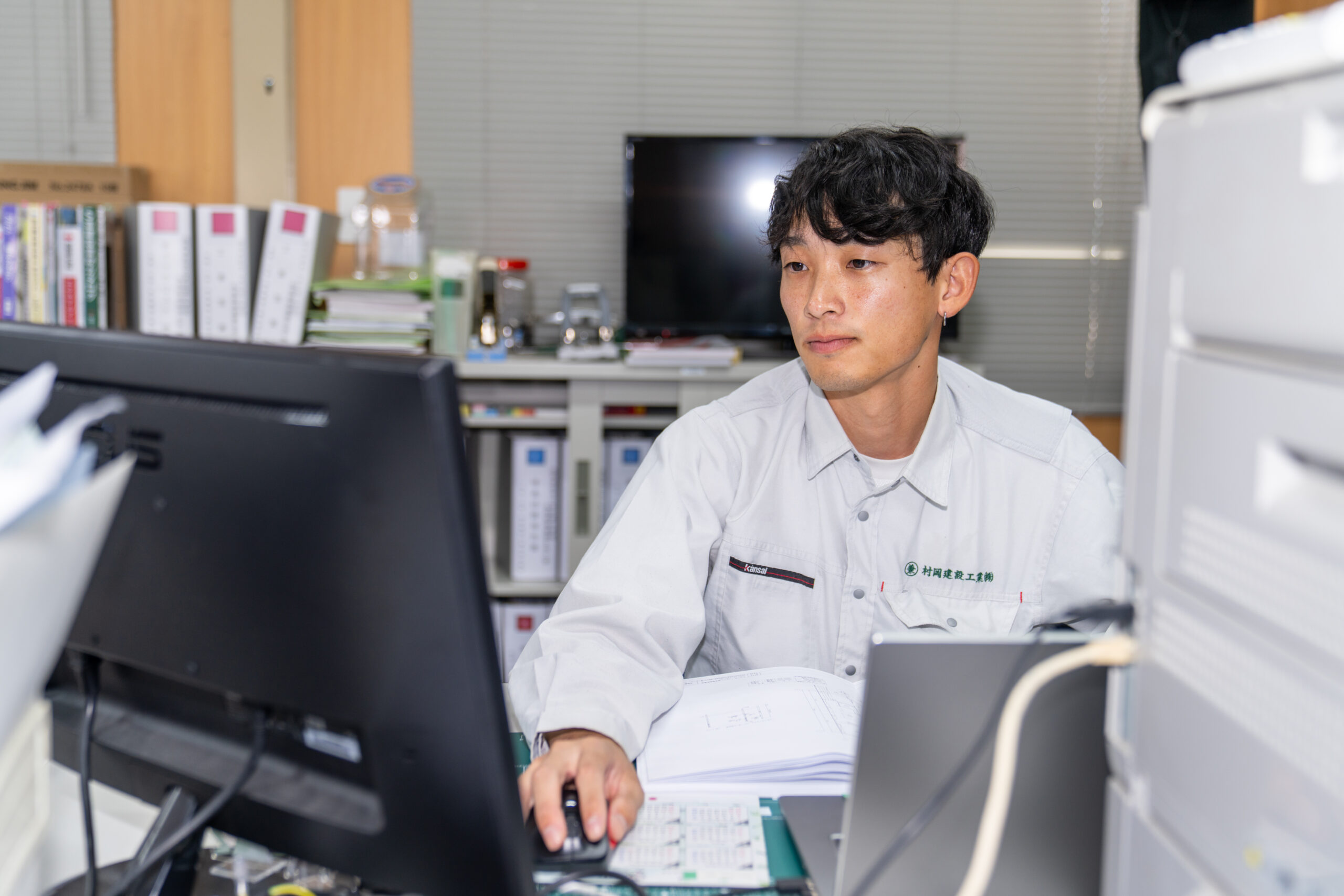 写真：内勤の様子