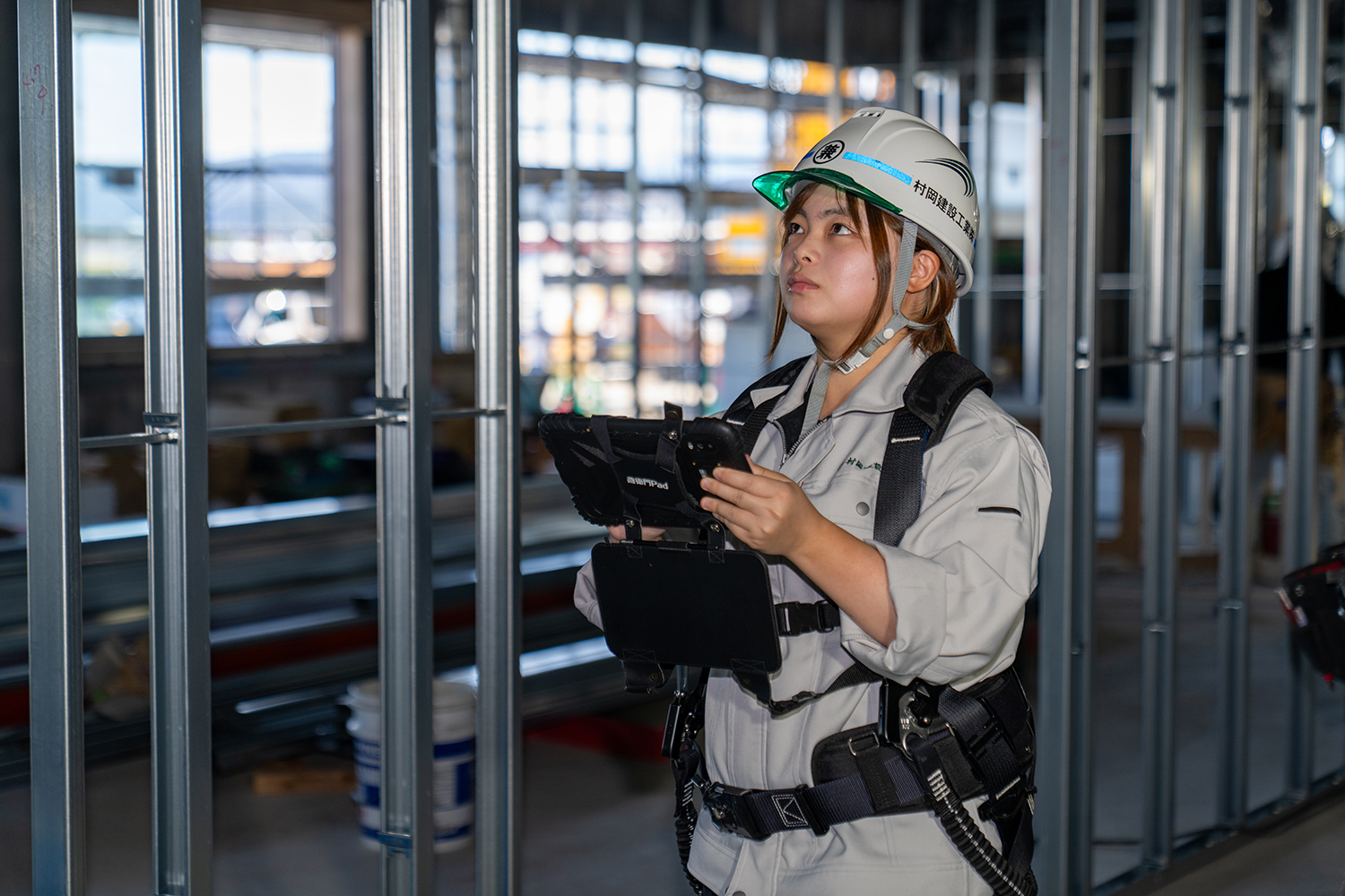 写真：建築工事 作業の様子