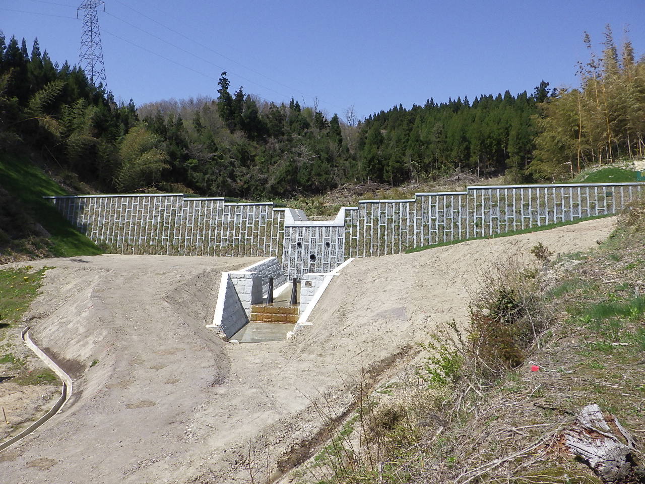 写真：秋田県 砂防ダム