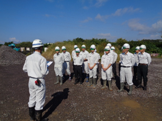 写真：災害対応訓練の様子1