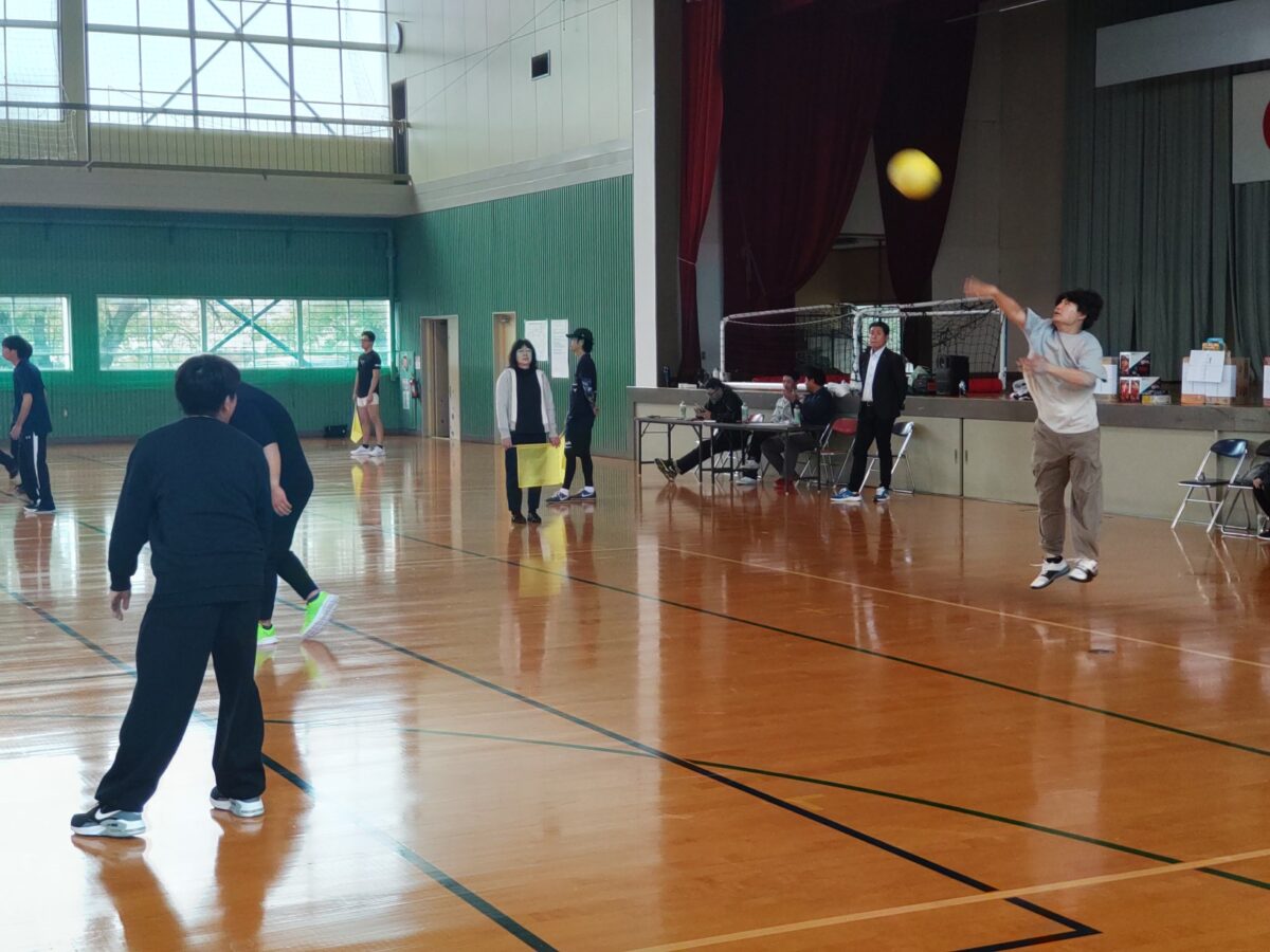 写真：バレーボール大会の様子4