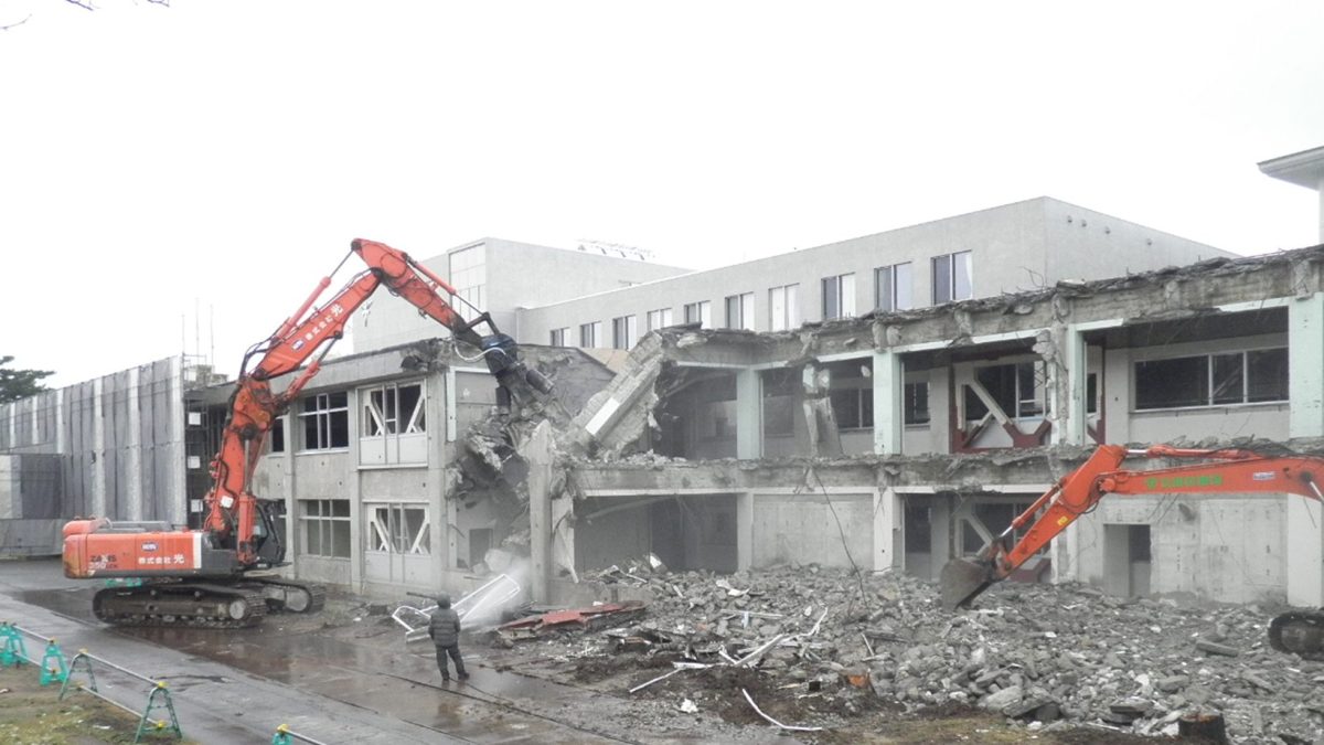 写真：解体工事の様子